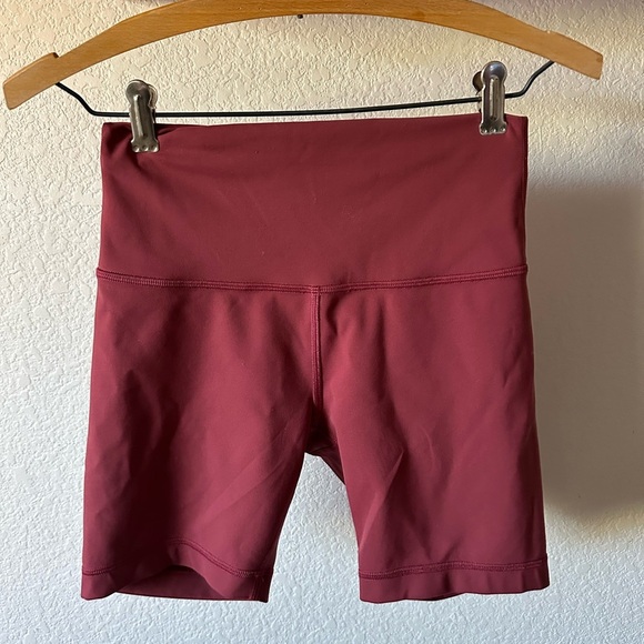 Lululemon Wunder Train High-Rise Short 6" Color Chianti Size 6 - Picture 3 of 7